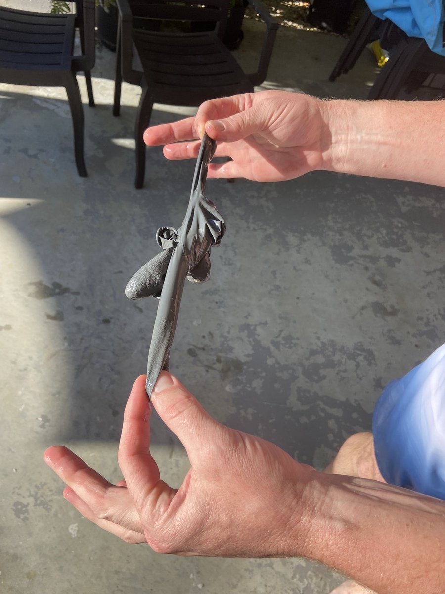 EMarieC1's tweet photo. @voodooranger my husband found a rubber glove in his beer https://t.co/GpQX3GRFGy