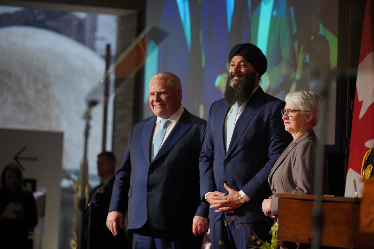 PrabSarkaria's tweet image. It was an honour to be sworn in once again as #Ontario’s Minister of Transportation!
Under the leadership of Premier @fordnation, we will continue to build the highways and transit infrastructure Ontario needs to reduce gridlock and get people where they need to go—faster.…