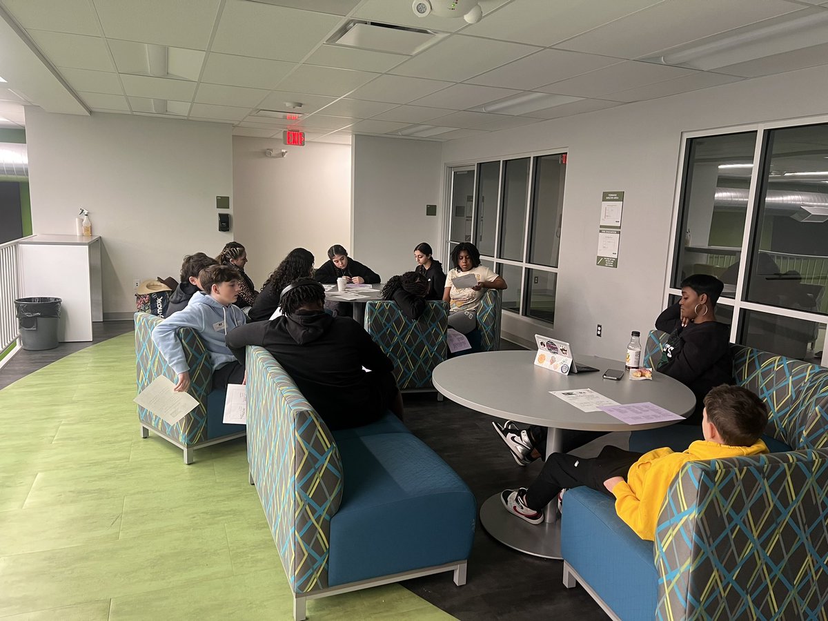 Our Student Advisory Committee debriefing and reflecting on our first ever PBIS reward event. Great feedback and conversations! 

<a href="/mayfield_pr/">MayfieldPR</a>