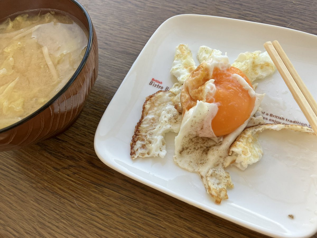 みッつ⅗ tweet media