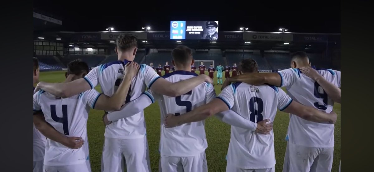 Helen Richardson tweet media