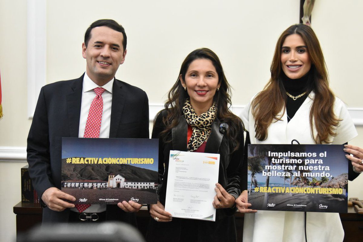 CamaraColombia's tweet photo. La Representante @JaravaMile junto a otros congresistas, radicó el proyecto que busca fomentar el turismo en 🇨🇴 mediante incentivos fiscales transitorios.

Beneficiará a municipios con menos de 200.000 habitantes, impulsando la economía regional y la competitividad del país. 📊 https://t.co/n2cYgAbaRU