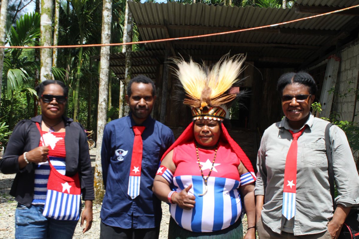UlmwpB's tweet photo. Bomberay Timika West Papua, Mendukung Boikot Investasi Asing di West Papua. Dan Tuntut REFERENDUM. 19 Maret 2025.
#PemerintahSementara
#Ulmwp
#GRPWP https://t.co/5w2c1WceTT