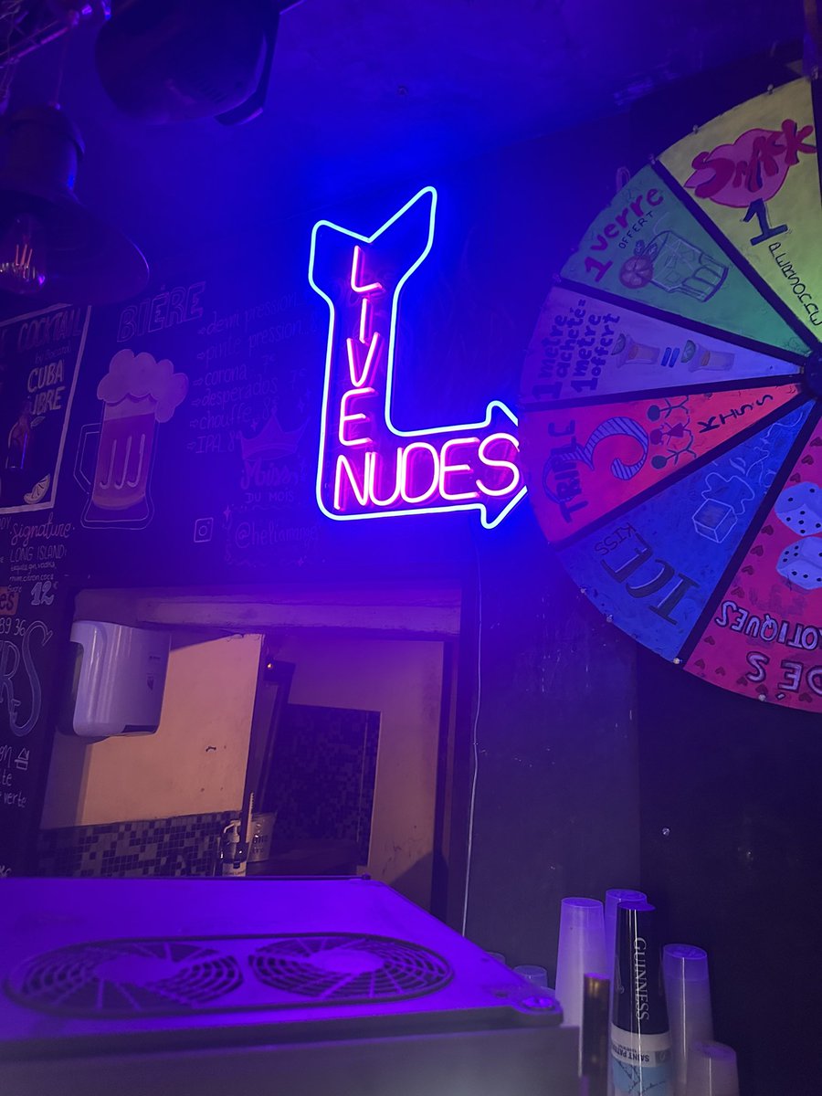 Didn’t know they send like this in france. #ferda