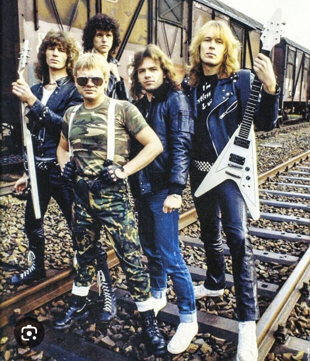 VENOM_NWOBHM's tweet image. A little late but Happy Hump Day Friends. Please ACCEPT my apologies😉
🤘😎🤘
#ACCEPT #HeavyMetal #UDO