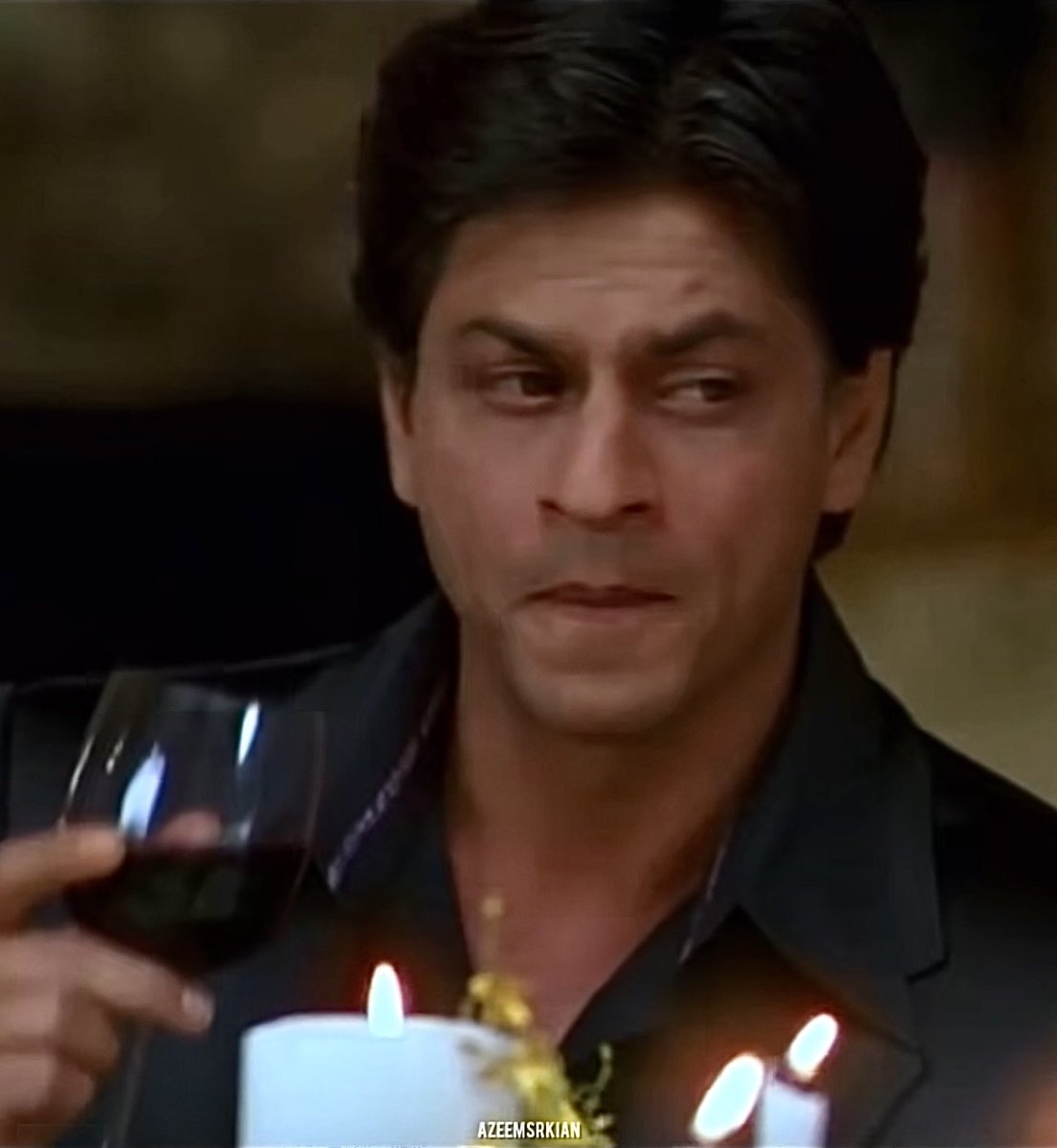 SRKzzMaha's tweet photo. good looks good looks good looks https://t.co/LYXKTAu7j1