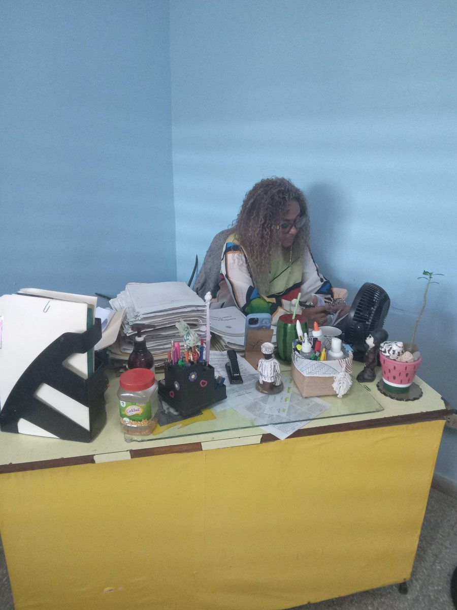 Laritza69571's tweet photo. Trabajando las compañeras del departamento de Cuadro en función de la política  de cuadros
@CubaMined 
@gobhabana 
@IHernandez15695 https://t.co/QXfZhGGlCF