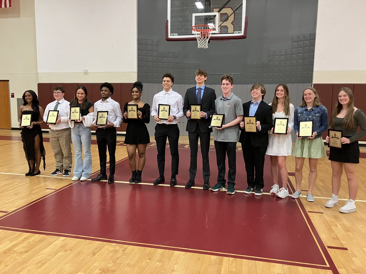 Congratulations to Ella Miller and all the winter sport Chief’s Award winners this week! Proud of you!!