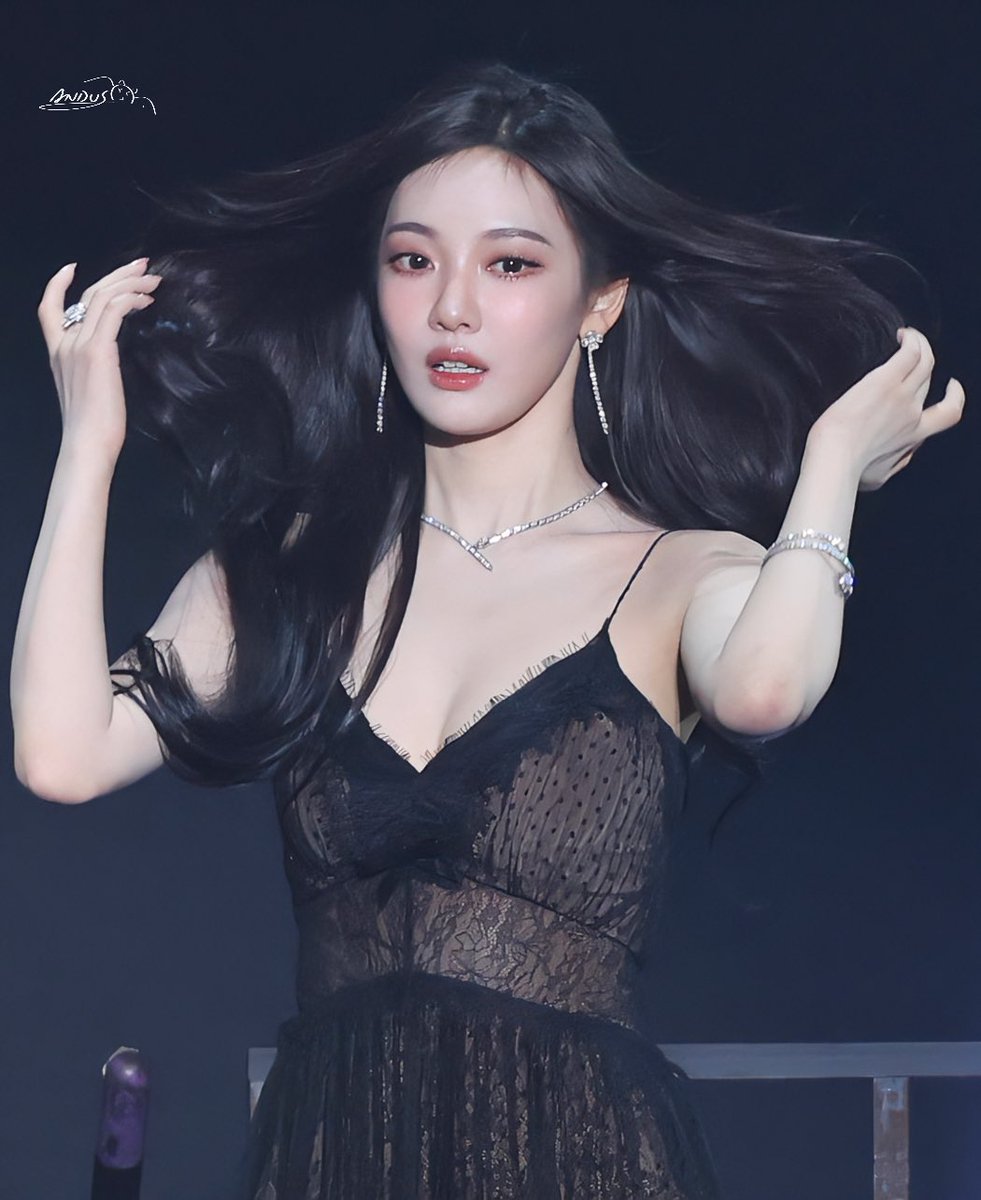 AndusMui's tweet image. 250319 MTV VMAJ pre show

💍

#ningning #닝닝 #寧寧 #宁宁
#NINGNING #寧藝卓 #宁艺卓
#aespa #에스파