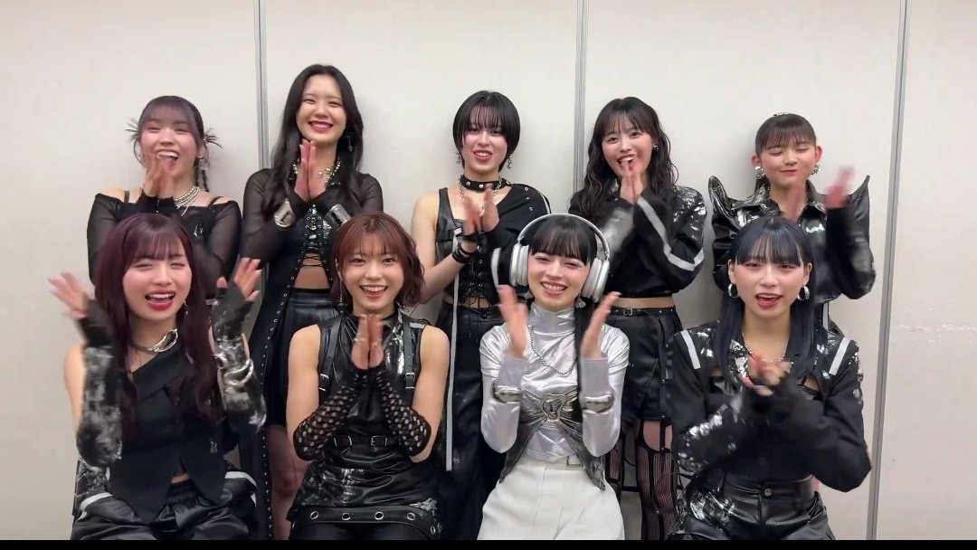 zouni_argue's tweet photo. 📢 雑煮botからのお知らせ!📢
5月21日(水) 新曲発売決定🪽
36th Single
アンドロイドは餅を煮るか?/東のみそ
みなさん発売をお楽しみに💫
#雑煮でケンカしてんじゃねーよ #STUDYJAPAN #ゾニケン https://t.co/jhVVg71LbK