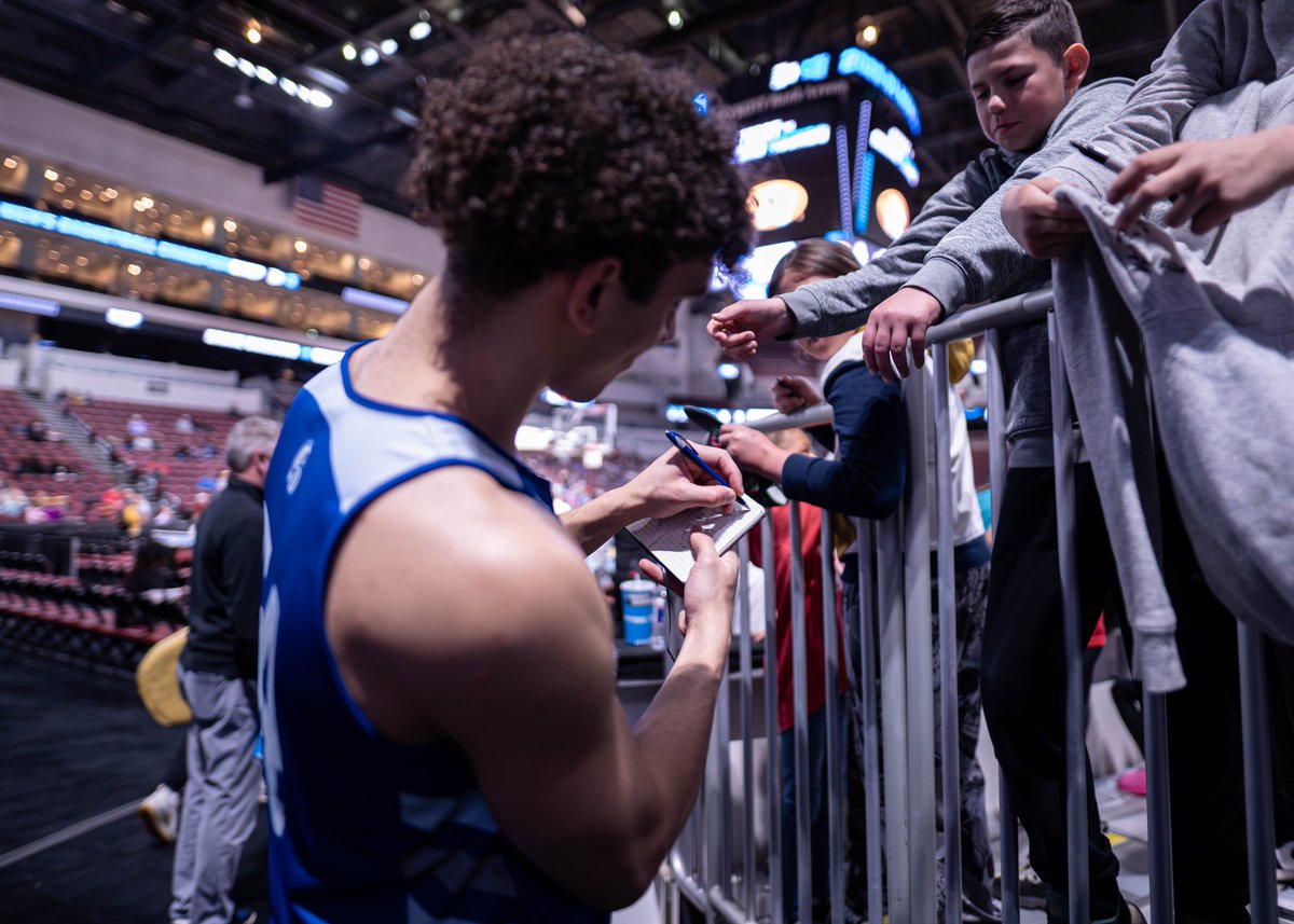Drake Basketball tweet media