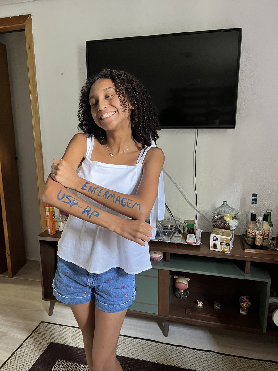 𝜗𝜚 Gabriela ⚕️ tweet media