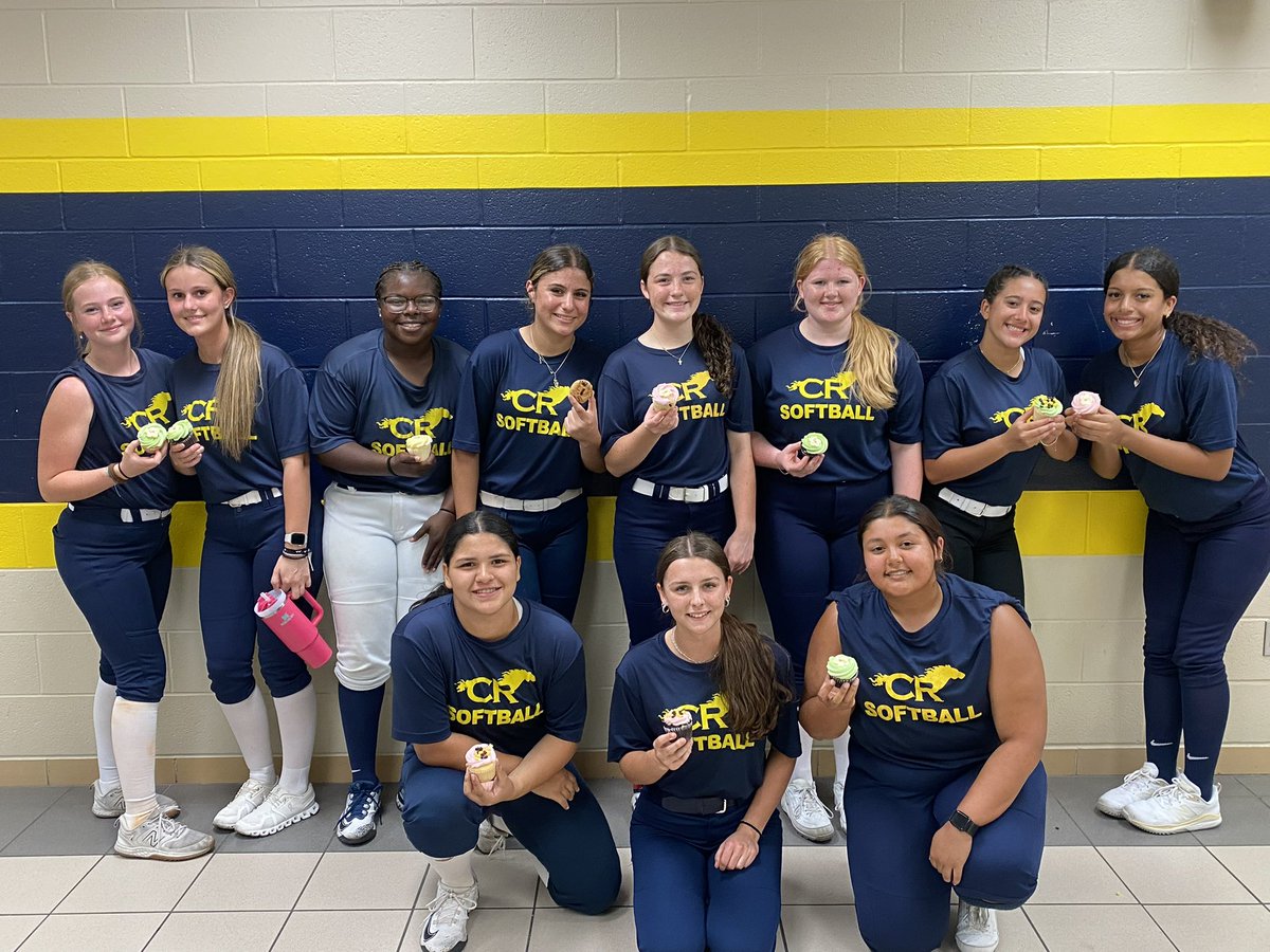 CyRanchSoftball's tweet photo. Our softball players work hard in the classroom! Congrats to all who earned A/B Honor Roll. https://t.co/MrbO8uqav6