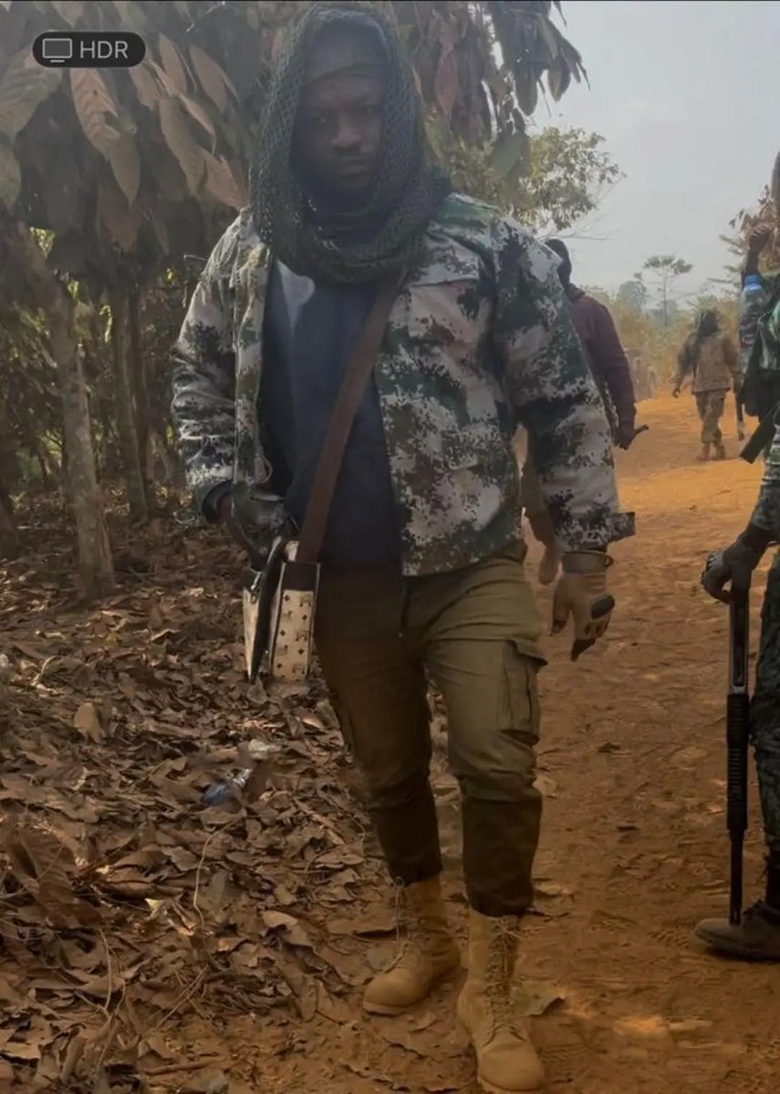 YaaChinese's tweet photo. These are the armed men who barricaded the entrance of the Offin Forest Reserve to prevent the response team of the Forestry Commission from accessing it.

In Manso Nkran &amp; Ampraprama Forest Reserve, for instance, they had pump actions, assault rifles &amp; ammunition that could last https://t.co/KzJYVH3bZJ