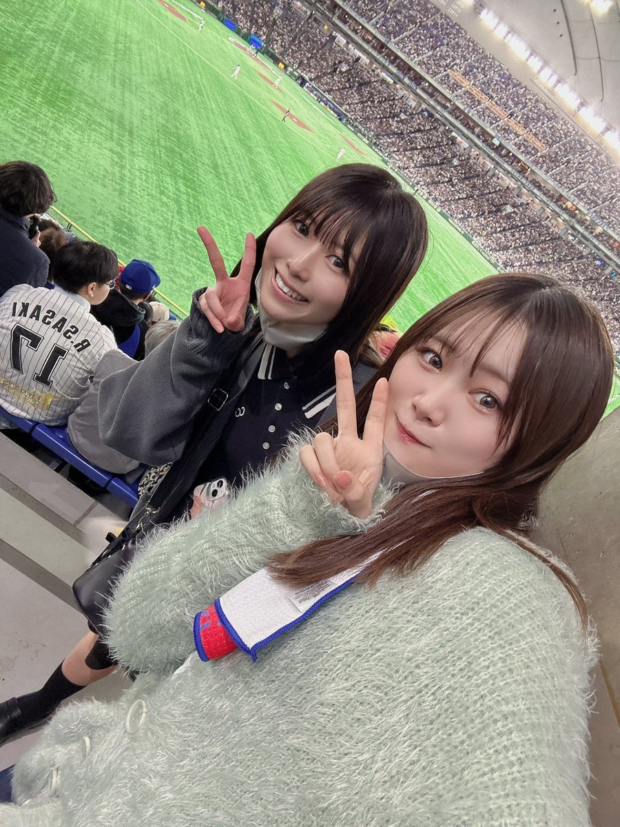 bbg_hasegawa315's tweet photo. カブス-ドジャース第2戦
観戦してきました⚾️

佐々木朗希選手のデビュー戦
大谷翔平選手のホームラン第一号

野球好きとして現地で見れた事とても幸せでした🥺

初めてのメジャー観戦、感無量。 https://t.co/TAvpsNSEVV
