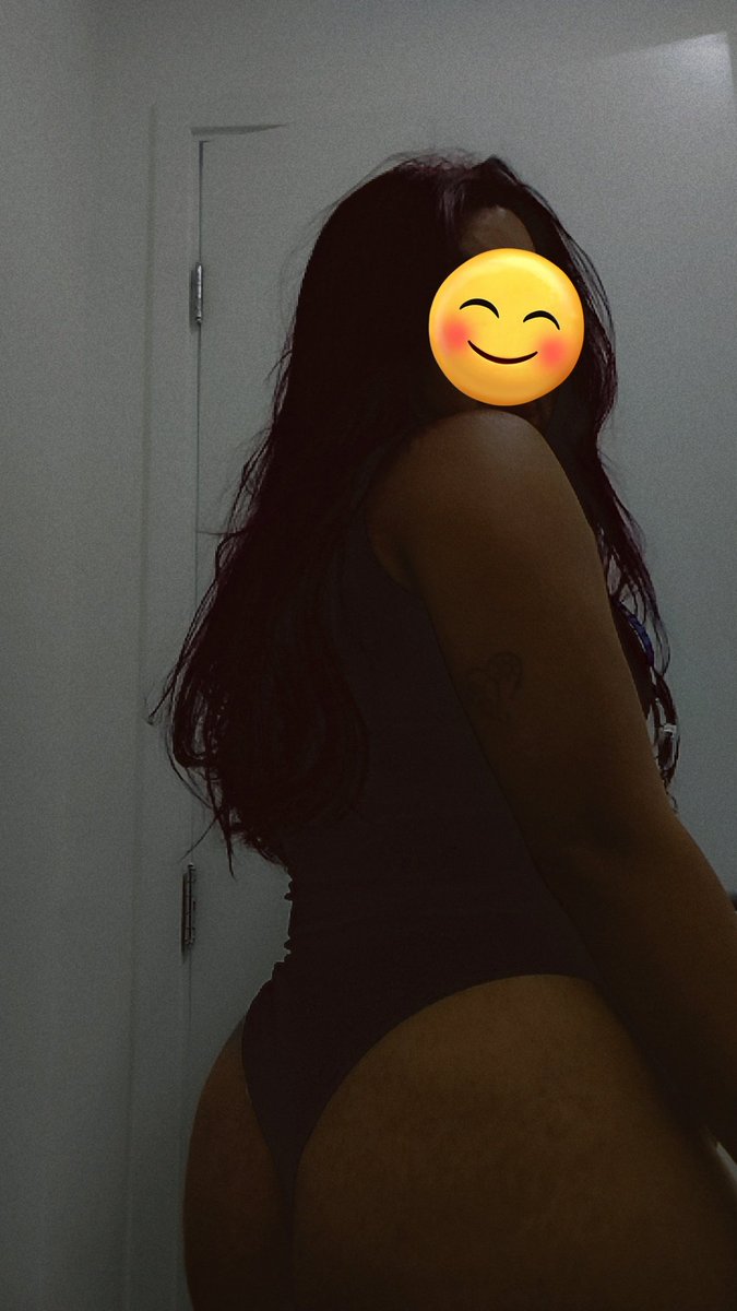 YssejY's tweet photo. Eu queria mostrar a nova cor do cabelo, masssss complicou https://t.co/KQX1JelMLs