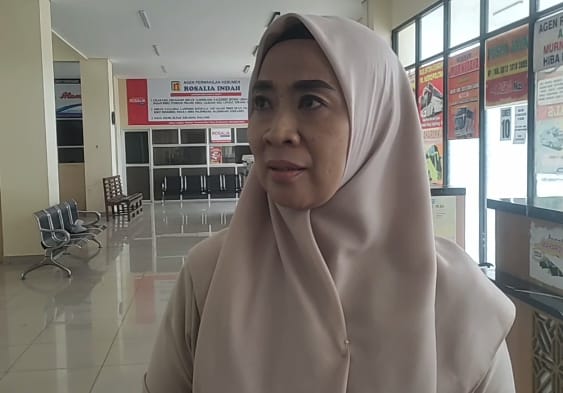 Maraknya program mudik gratis yang diselenggarakan oleh pemerintah maupun swasta, dikeluhkan oleh perusahaan otobus yang mengangkut penumpang mudik lebaran. Pasalnya adanya program tersebut menyebabkan penjualan tiket arus balik lebaran semakin lesu pembeli. #radarbanyumas