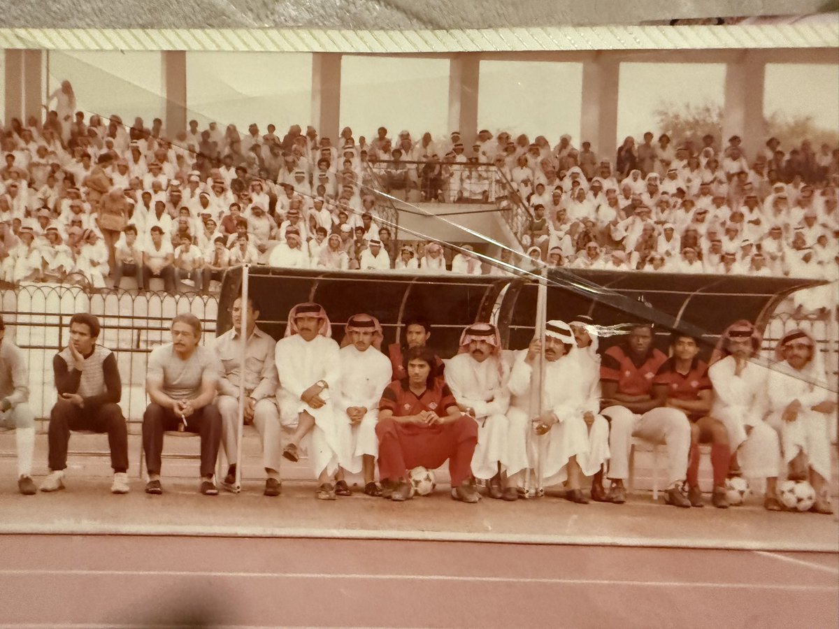 صورة نادرة لفريق الرياض وصلتني هدية من الاخ الغالي سلطان الدوس <a href="/sm_aldous/">سلطان الدوس</a>
