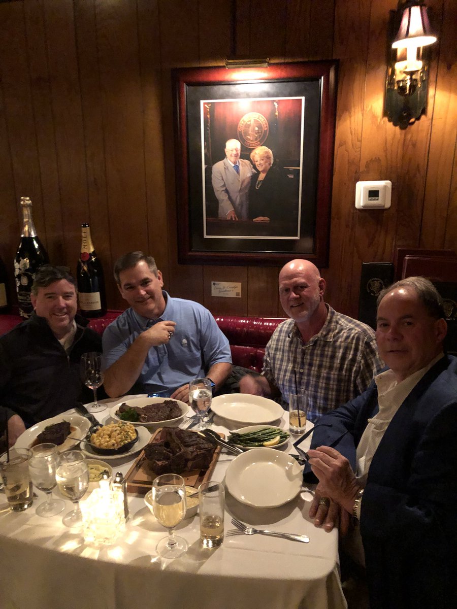 atomic_lock's tweet image. 15 plus years of @MarchMadnessMBB in Las Vegas. What a great experience with such a good group of guys.  The memories will last forever.  I will forever appreciate it all. 
@PatrickE_Vegas 
@JayKrier 
@KalebGering24 
RIP @sandman 😂
@Pspconglo

Thanks to you all!