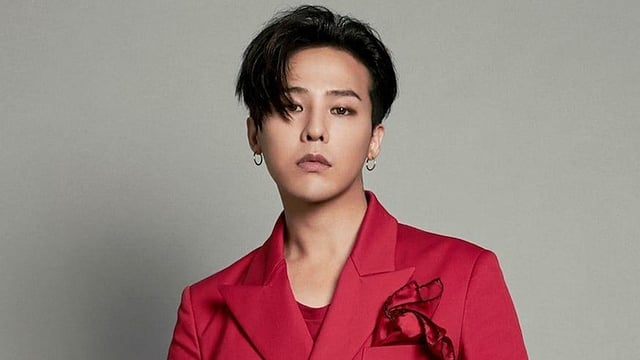 MYSPACEBB's tweet photo. [📈|🐉] G-DRAGON ultrapassou Justin Bieber e agora detém o recorde de artista estrangeiro com mais vendas digitais em território Chinês. Ninguém para o REI do K-POP! 

#1. G-DRAGON — ¥45,649,446
#2. Justin Bieber — ¥44,884,344

#GDRAGON #지드래곤 #BIGBANG @IBGDRGN https://t.co/6iGxDWk4b9