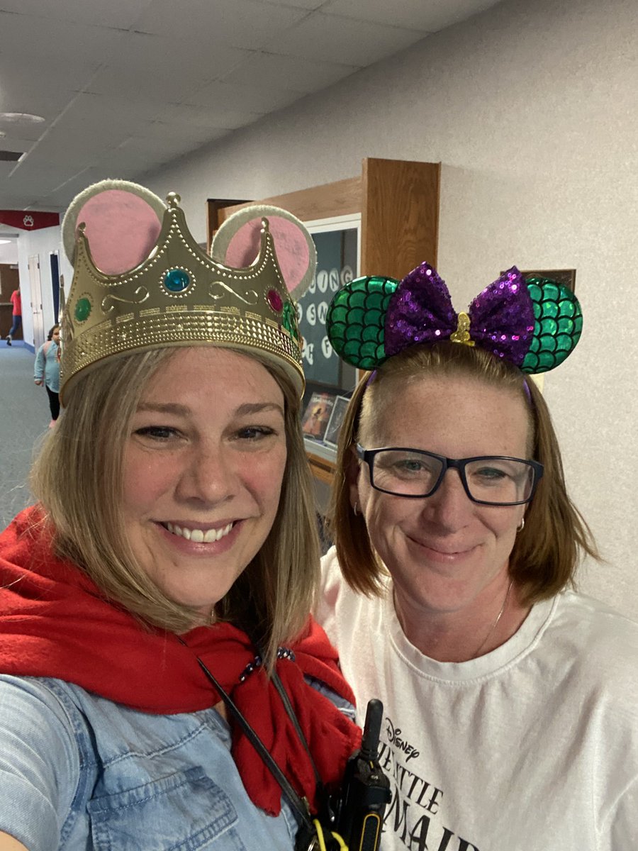 Kristina Sanders tweet media