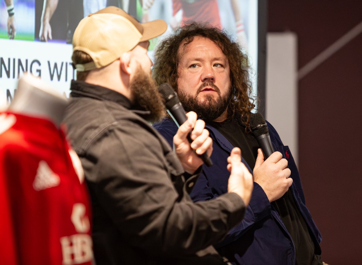 Top <a href="/BHevents2678/">Brian Hall</a> night at Ashton Gate with <a href="/JoeMarler/">Joe Marler</a> and Adam Jones. Top rugby men who had loads of time for everyone. Pleasure to meet you both, thanks for your time.