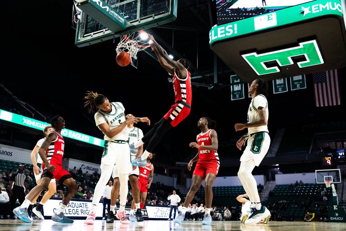 Detroit Mercy G Emmanuel Kuac will enter the transfer portal, he tells TPR. 

Kuac averaged 7.1 points and 3.9 rebounds this season.