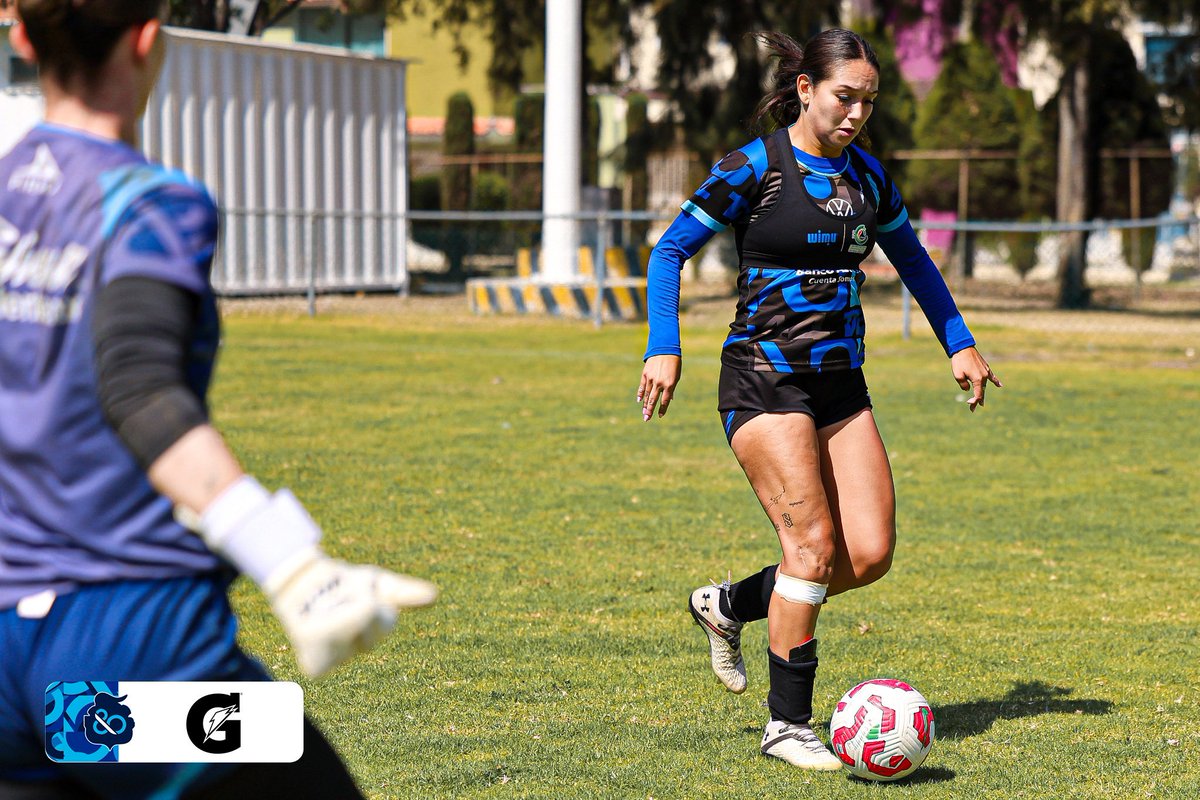 Estamos más que concentradas para replantear nuestro juego el próximo domingo en 🏠UNIDAS podremos fortalecernos y dar lo mejor de nosotras.

Enfranjadas 👊🏻 debemos demostrar nuestro amor por La Franja.

#LaFranjaNosUne🎽