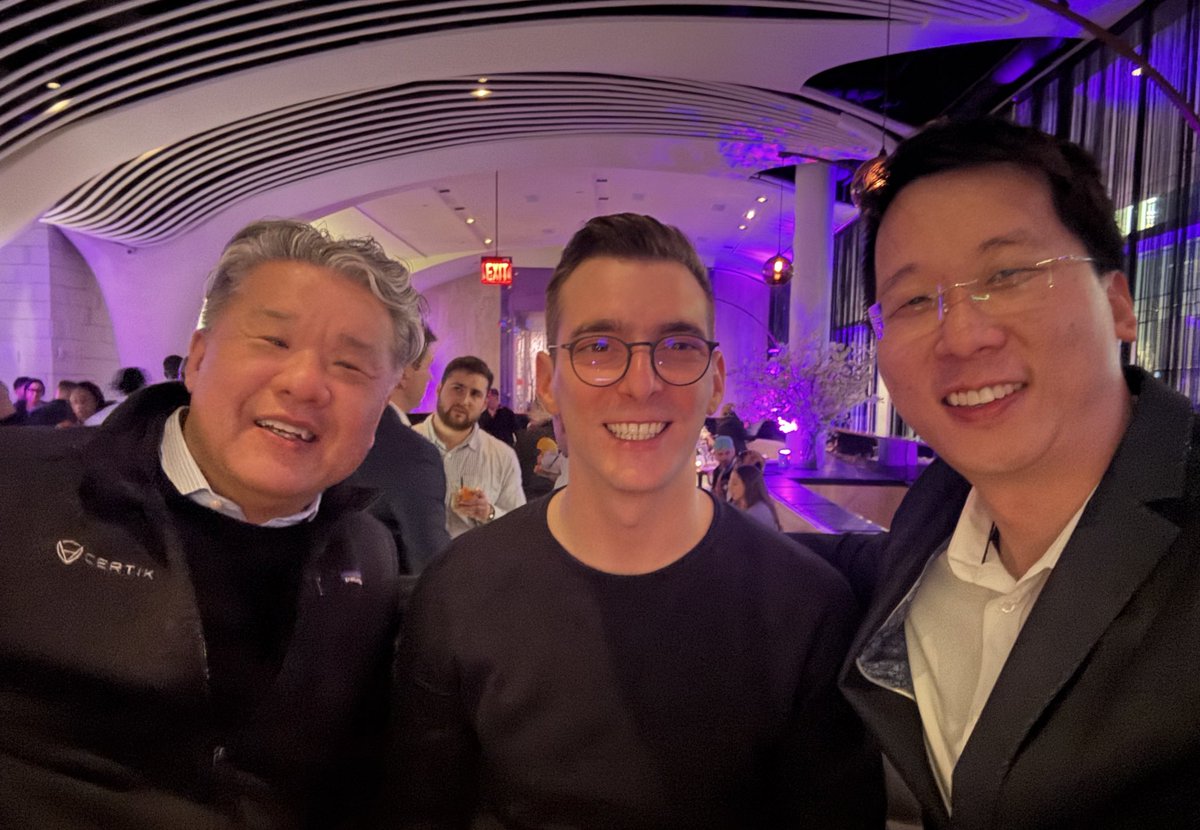 Lucian Mincu tweet media