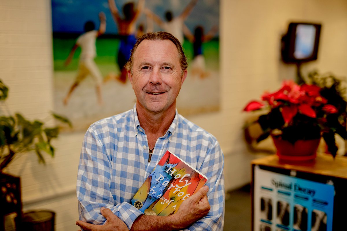 Angel_A_Author's tweet photo. Just shared my story with @CanvasRebel! 🎬📚
As both a chiropractor and storyteller, I explore how science and spirituality intersect in human transformation.
Read: https://t.co/E9VnUmqV1U
#StoryHeals #AngelsLeap #HolyParrot #CreativeJourney #Storytelling #AuthorLife #Filmmaker https://t.co/qXi22Ttg5B