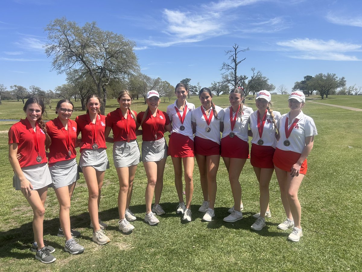 Bellville Golf🅱️🅱️⛳️ 

Boys 1st place
Jason Wood - 1st
Joe Bob Laquerica - 2nd

Girls 1st and 3rd
#bellvilleproud