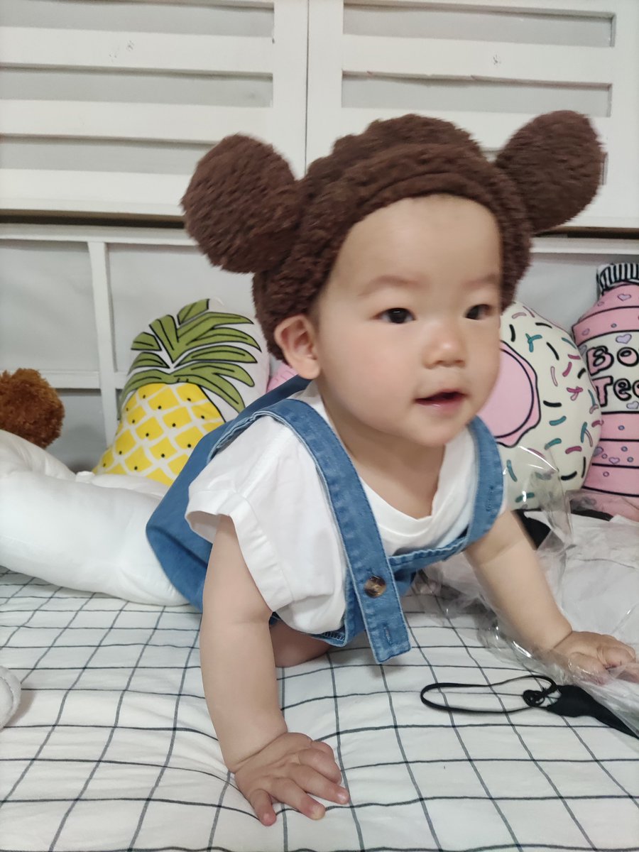 RoseTian18's tweet photo. one year old https://t.co/xdZapDoKS0