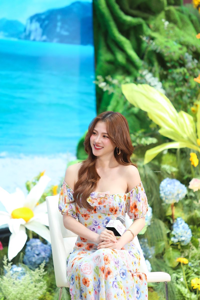 namzeery's tweet photo. ไปเที่ยวด้วยกันมั้ยยยย
@baifernbah #baifernpimchanok #ใบเฟิร์นพิมพ์ชนก
#AmazingThailand
#สุขทันทีที่เที่ยวไทย
#amazingthailandgrandtourismandsportsyear https://t.co/I5aXP49OKe