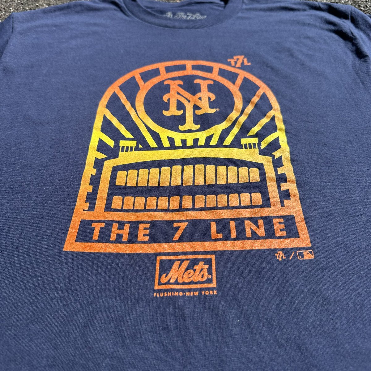 The7Line's tweet image. Can’t wait for those summer sunsets over Citi Field this season. Another new design on deck! #Mets #The7Line #CitiField #FlushingQueens #QueensNY