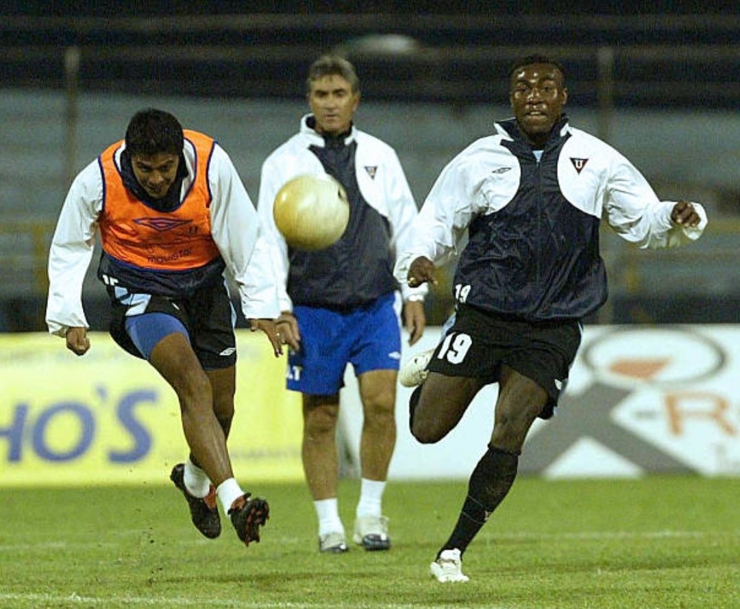 Baúl de LDU tweet media