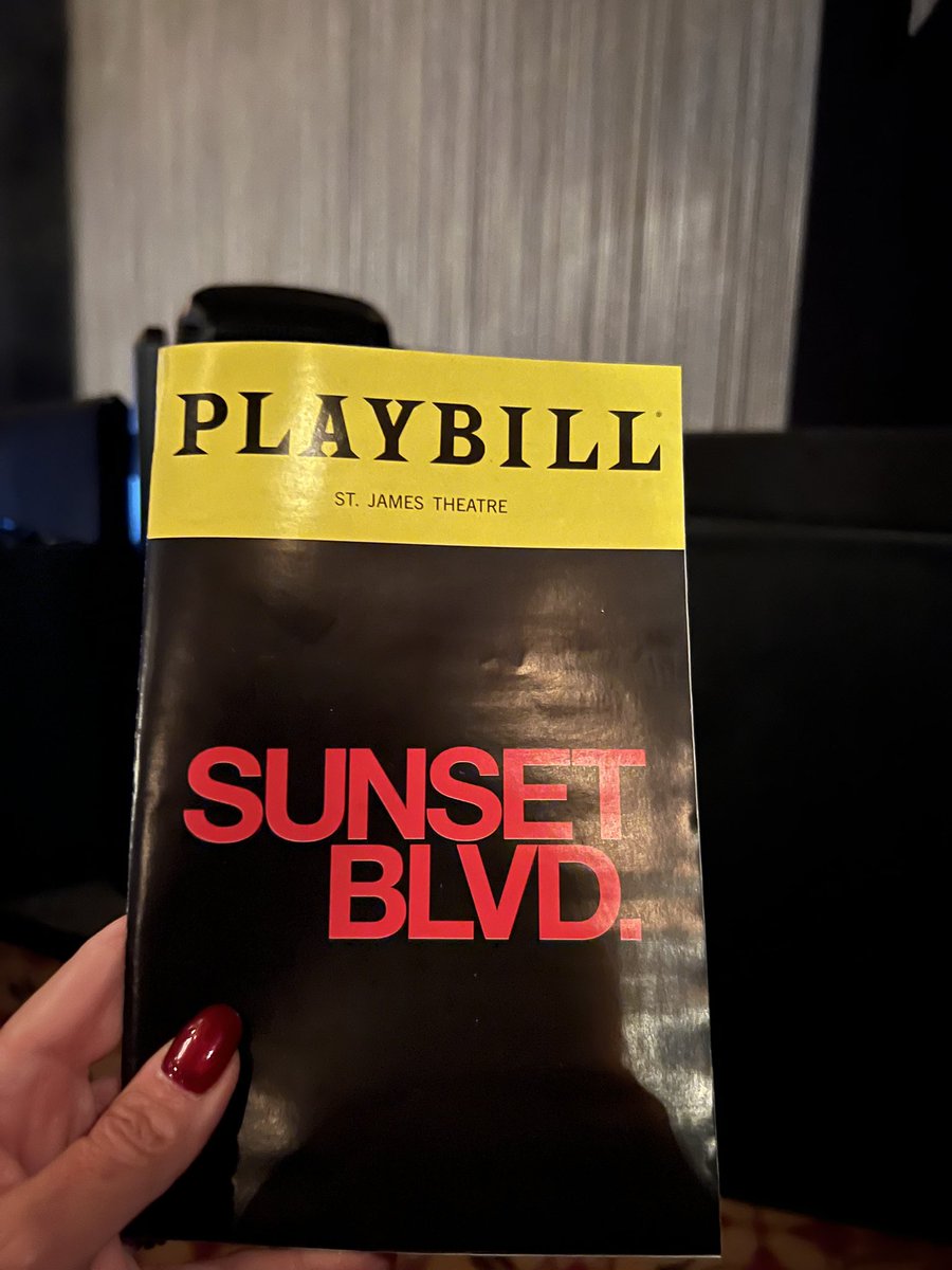 Oh what a night! As a green card holder I can’t say what I want to say but I can post about the fun I’m having.