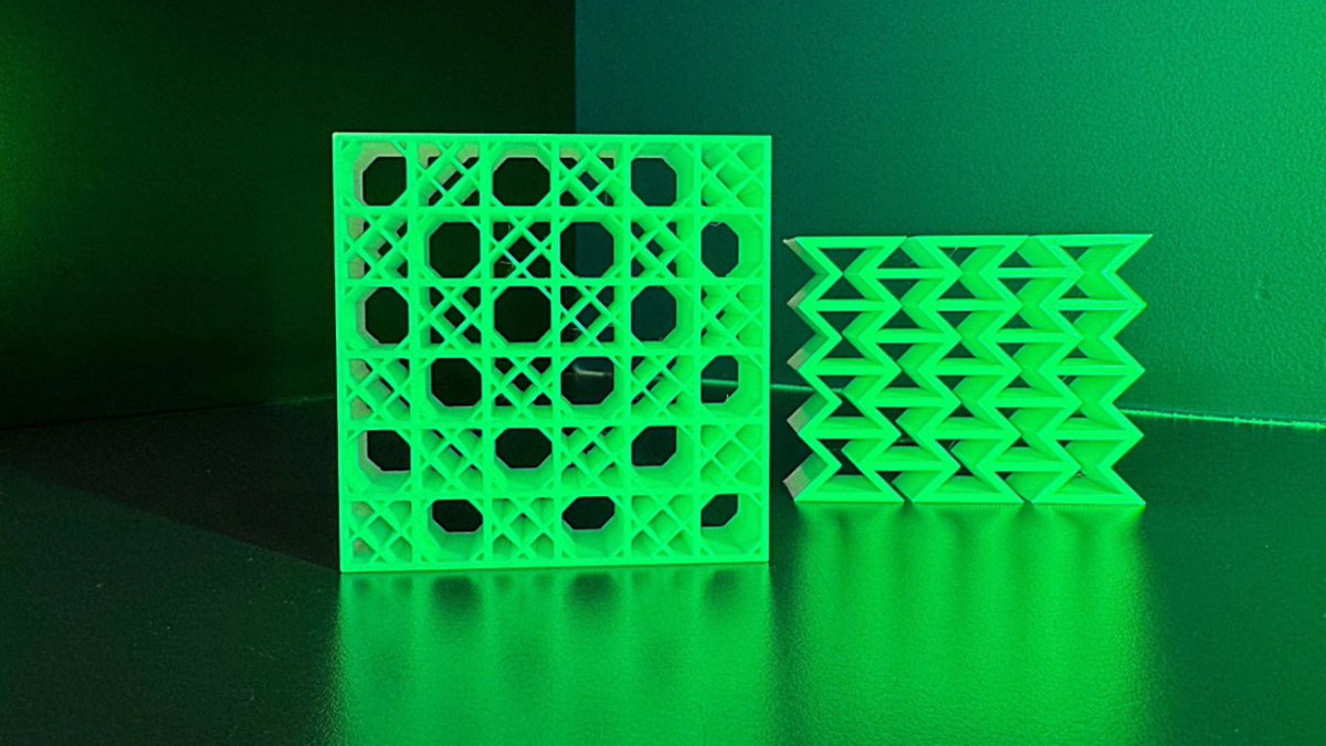 National Additive Manufacturing Innovation Cluster (@namicsg) on Twitter photo π Researchers at <a href="/RMIT/">RMIT University</a> have developed a deep-sea sponge inspired ultra-stiff, energy-absorbing lattice that could revolutionise construction and safety applications, increasing the stiffness 13x and improving energy absorption by 10%. 3dprintingindustry.com/news/rmits-newβ¦ π Researchers at <a href="/RMIT/">RMIT University</a> have developed a deep-sea sponge inspired ultra-stiff, energy-absorbing lattice that could revolutionise construction and safety applications, increasing the stiffness 13x and improving energy absorption by 10%. 3dprintingindustry.com/news/rmits-newβ¦