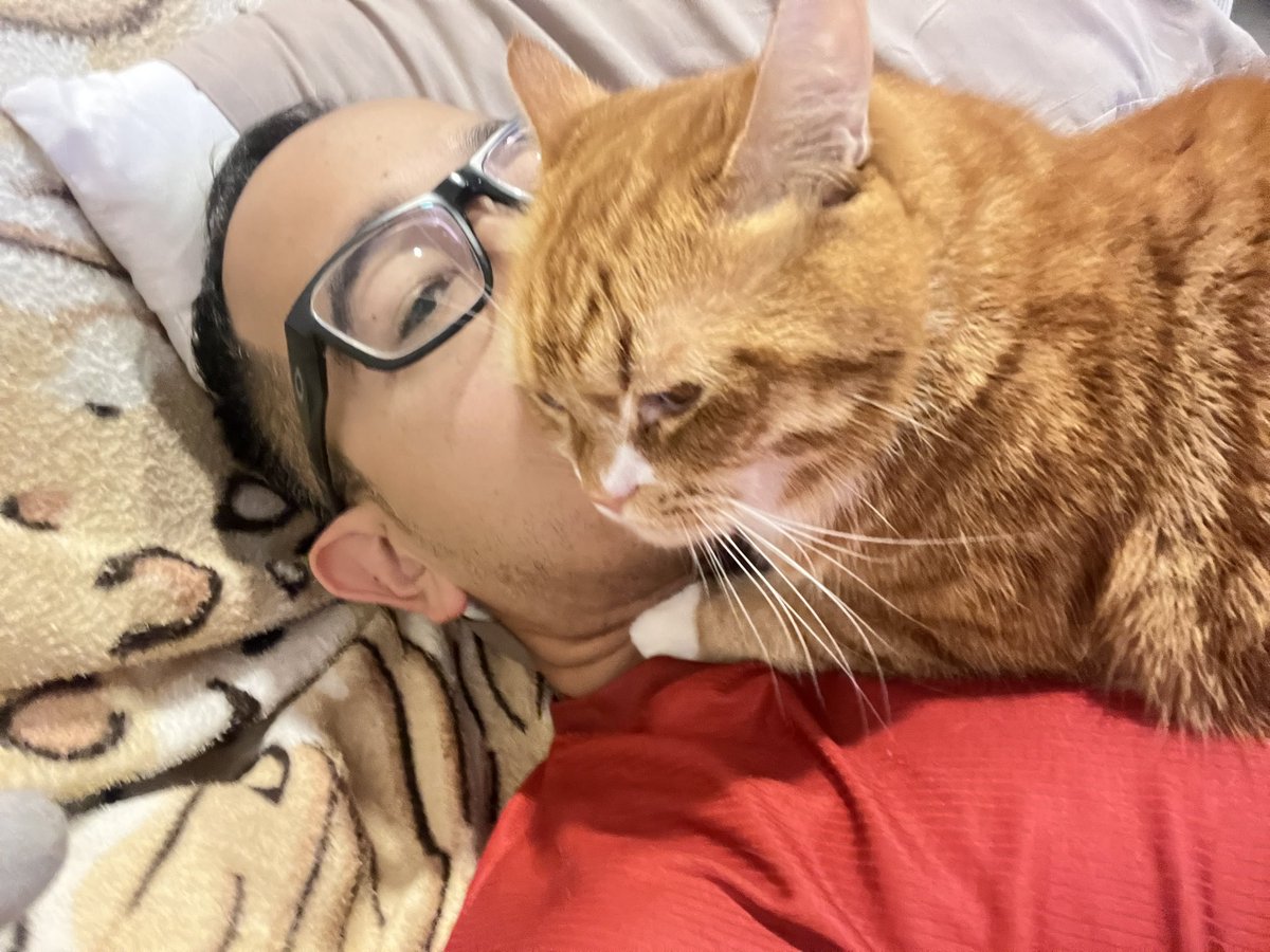 แกจะทำฉันหายใจไม่ออกน๊า…
เปลี่ยนเป็นสาวๆได้มั๊ย😆