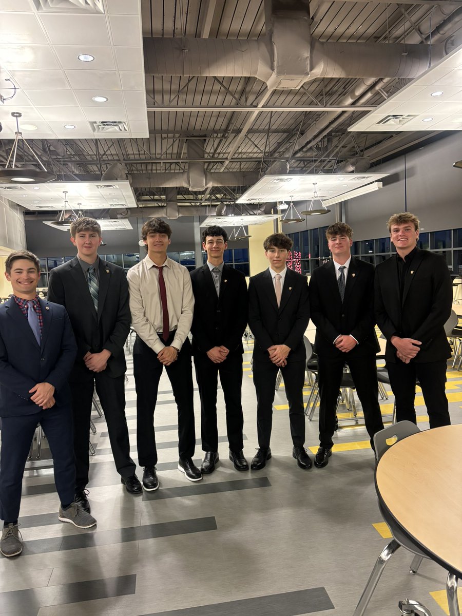 These dudes clean up pretty well..  A big congrats to our Spartan players for their National Honor Society recognition!!  Great job men.  #gettingitdoneintheclassroom