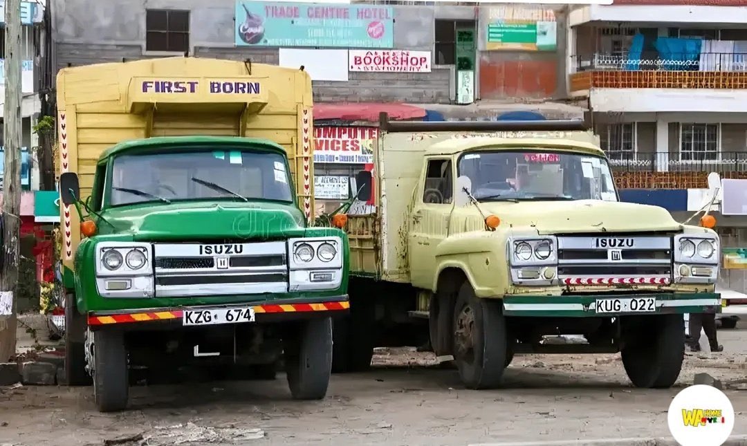 Derek WA hii gari akisema anaacha kazi ..
Unambembelezwa na anaongezwa mshahara