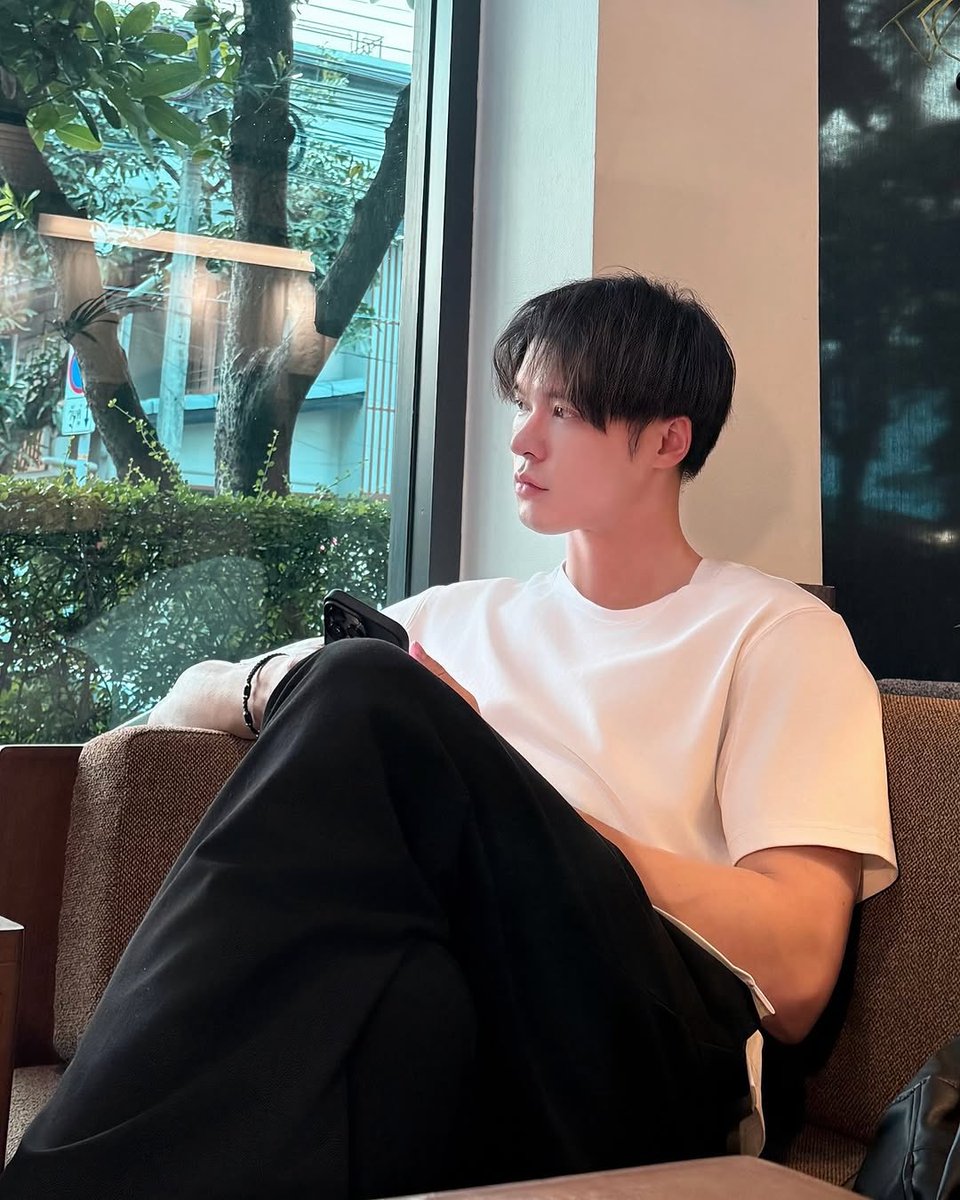 BillybabeTW's tweet photo. 📆 20250320
IG: bbil1ypn

🧸

#bbil1ypn #star1ight https://t.co/ChBpvCmhd7