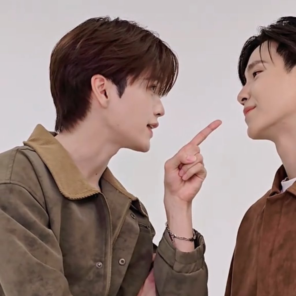 skittyp_'s tweet image. เห้อ อยากมีแฟนที่มองเราด้วยสายตาเดียวกับที่พี่จูมองน้องม้าคว่ะ
