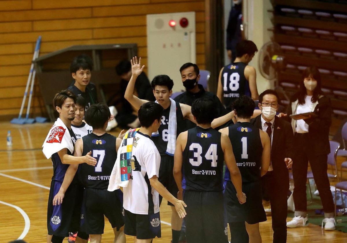 RJBeerZ's tweet photo. 【要注目】
新メンバー(選手・マネージャー)大募集🏀
見学・練習参加、大歓迎です🙋‍♂️

お問い合わせは各SNSからおDMにて気軽にご連絡ください📩

春から関西に転勤・就職の方
一緒にバスケをやりましょう！
是非お願い致します🔥🔥🔥

#バスケ　#クラブチーム
#京都　#大阪　#関西
#RJBeerZ  #RJVIVO https://t.co/P62W2eNfDx