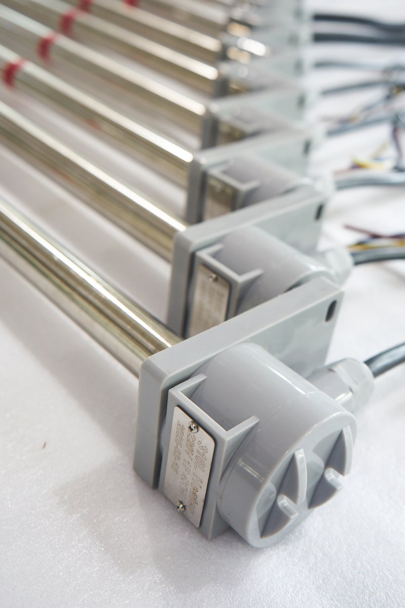 SummerXion78287's tweet image. 2 кВт 3 кВт 5 кВт Портативная гальваническая ванна Нагреватель для гальванизации
#plating #heatingmachine #platingbath #portable #immersiontype
#Electricheater
WeChat/whatsapp/zalo +8618002756286
Электронная почта yssummer2024@163.com