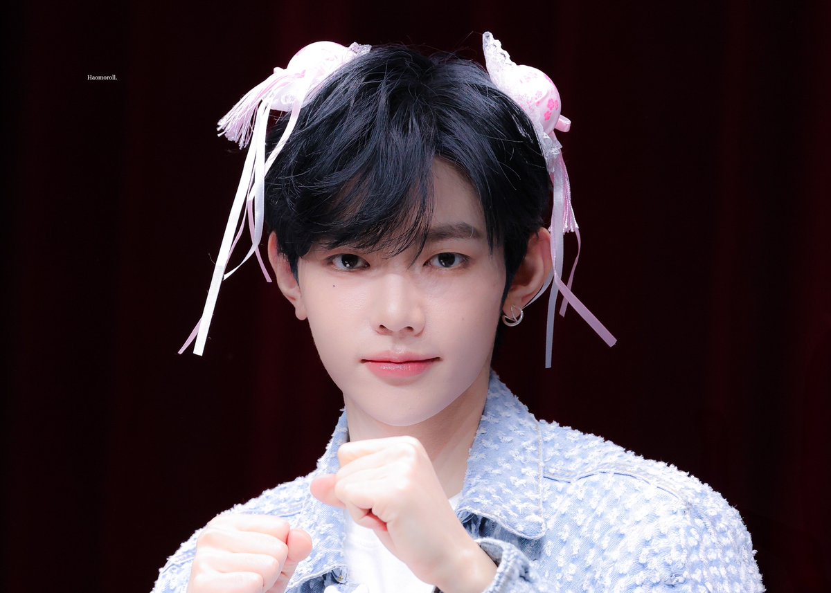 haomoroll_zh's tweet photo. 250315 핑크하오룽바오💗🎀
#장하오 #章昊 #ZHANGHAO  
#제로베이스원 #ZEROBASEONE #ZB1 https://t.co/wcQ9MMXyjU