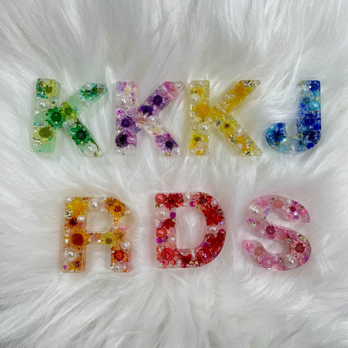 これ意味わかる人〜？
簡単かな？

レジン作家の暇つぶし✨

#レジン #ハンドメイド