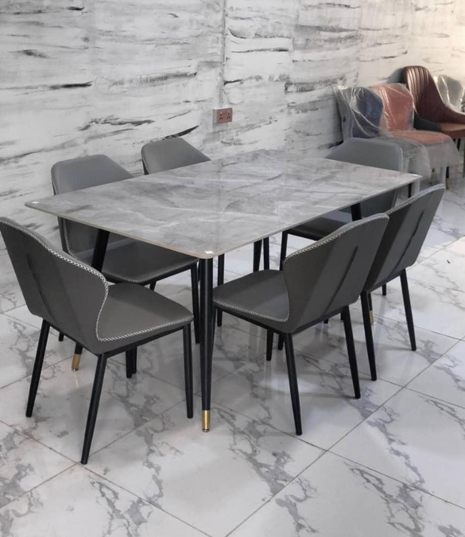 AlhajiEmzo's tweet photo. @VendorsSpot @EmeXFurNFitsHub we sell the bests only 

1st Frame - Our Smart Lock 🔐 

2nd Frame - 32inches Hisense A4, 2024 model 🔥 

3rd Frame - Our beautiful swing chair 

4th Frame - beautiful 6 seater dining table and chairs ✅

We deliver Nationwide, We sell at best Market prices 🤝💯 https://t.co/y3nI0pN6C6