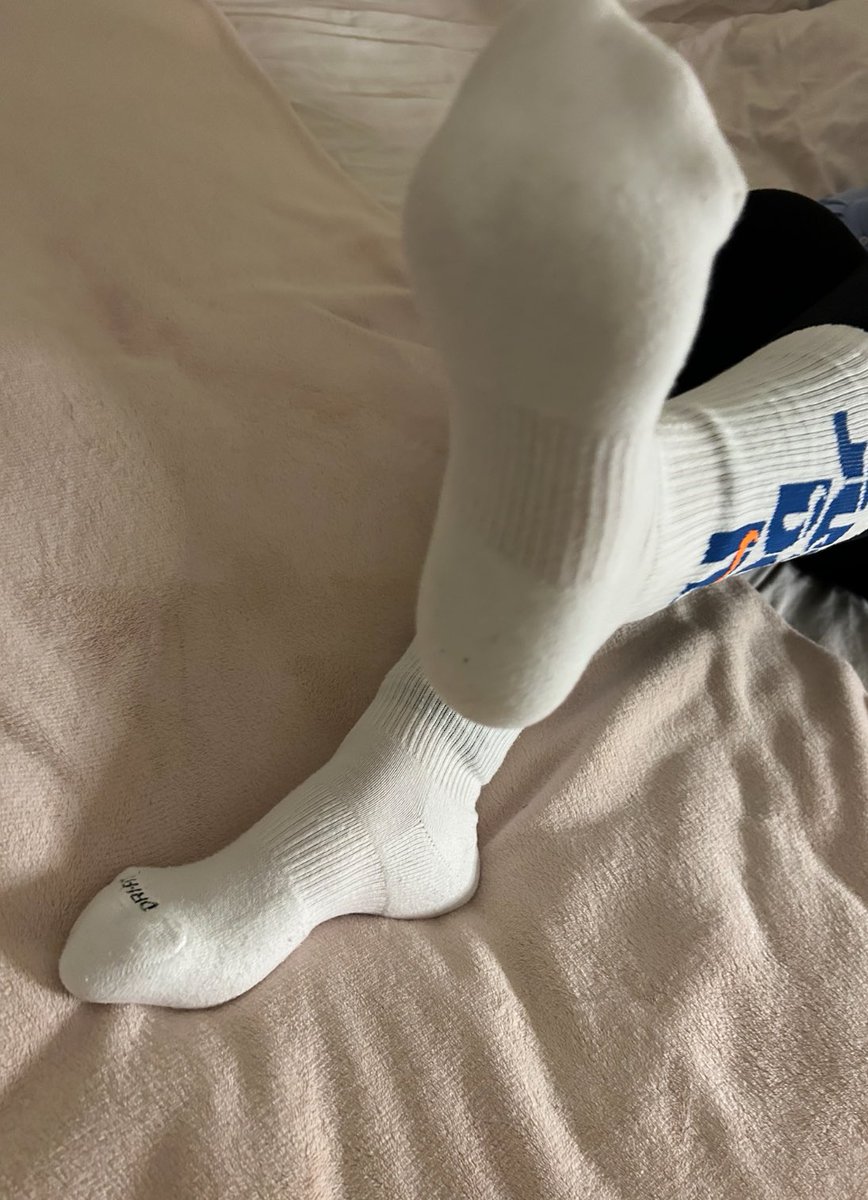 goddess1Natasha's tweet photo. You’d do anything to get close to my white Nike socks. Too bad your weakness doesn’t mean I’m feeling generous. https://t.co/ZjdOHgEllf