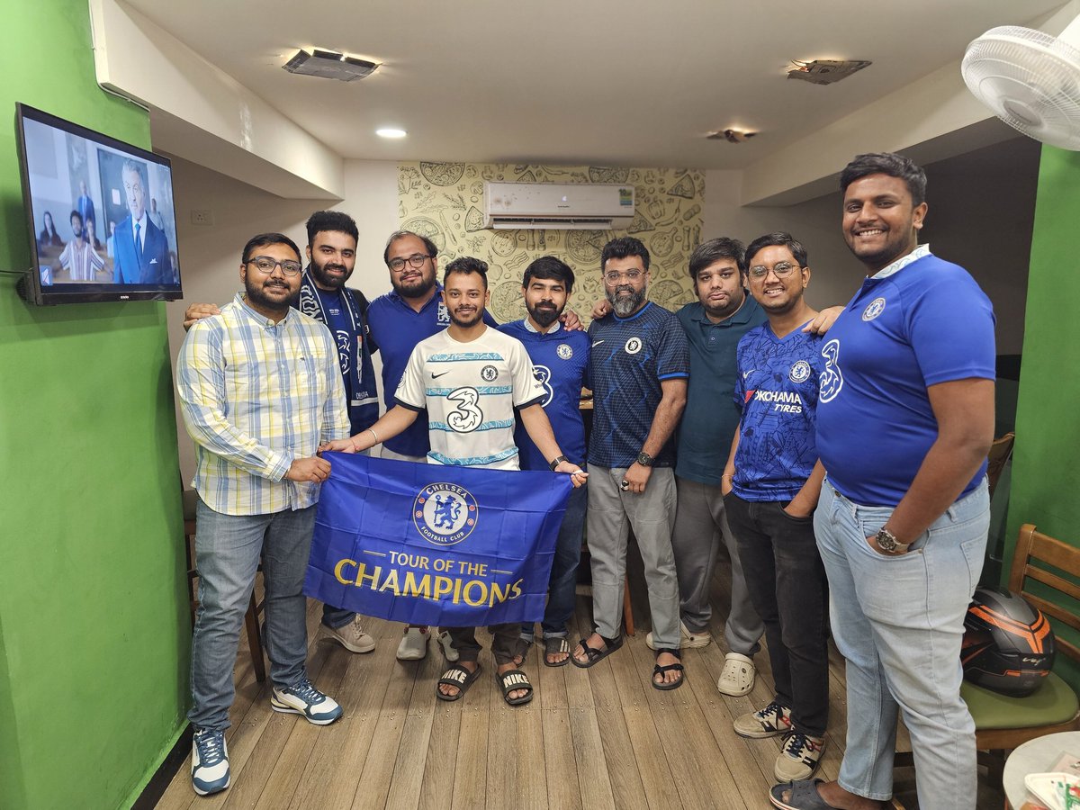 Arsenal Vs Chelsea Screening. 

Though it ended in a 1-0 loss, the energy and passion in the screening made it an unforgettable experience for all the supporters!

<a href="/ChelseaIndia/">Chelsea India ⭐⭐</a>

#CFC #ARSCHE #Chelsealndia #IndiasBlueArmy