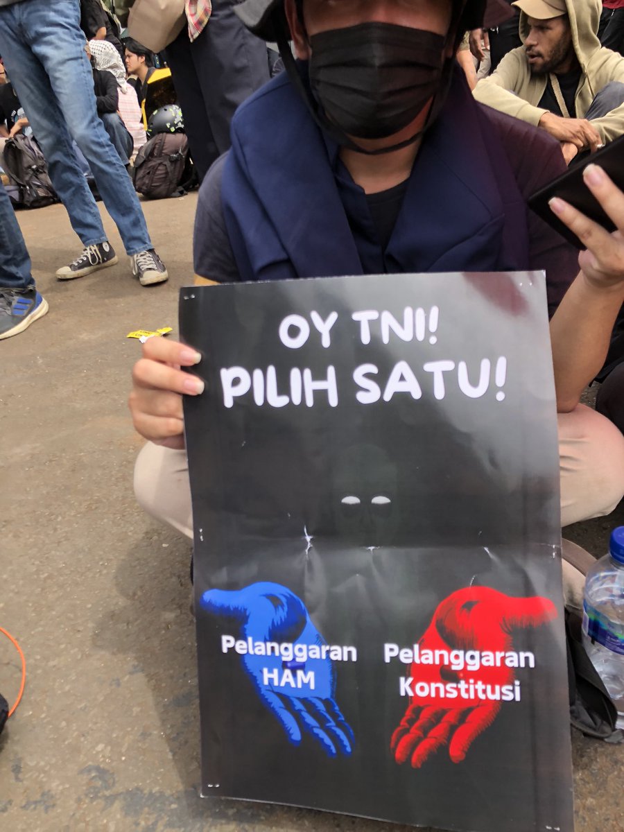 adumitamjir's tweet photo. https://t.co/vcBGJO5ISv